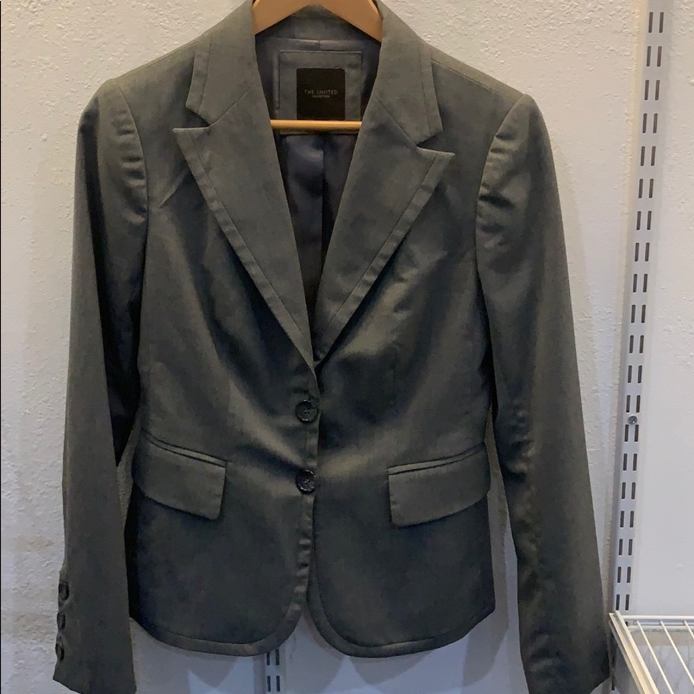 Grey pant suit
